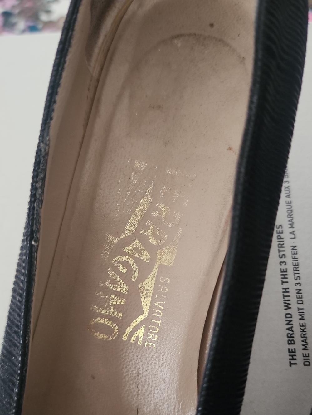 Salvatore Ferragamo Black Textured Leather Block Heel Pumps Women's 9 - Picture 5 of 10